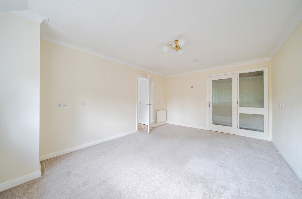 Property photo 3 of 20 1497859-14-6A68d4...
