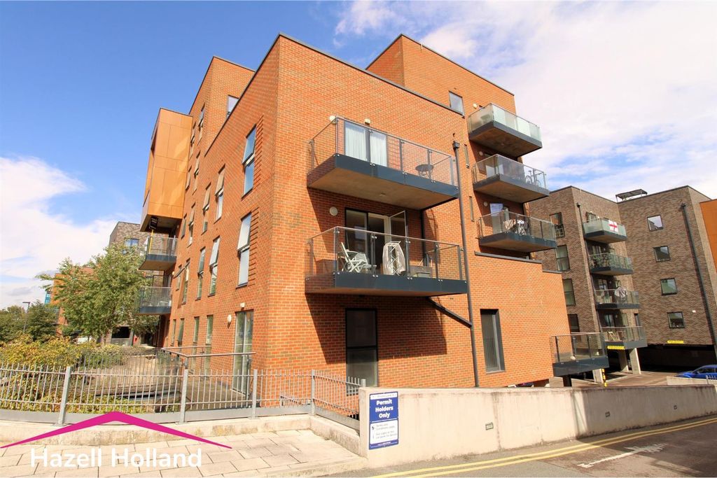 Property photo 1 of 17 Untitled Design (7).Jpg