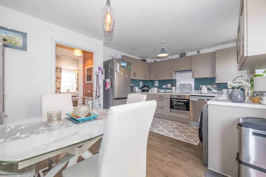 Property photo 3 of 13 Picture 3