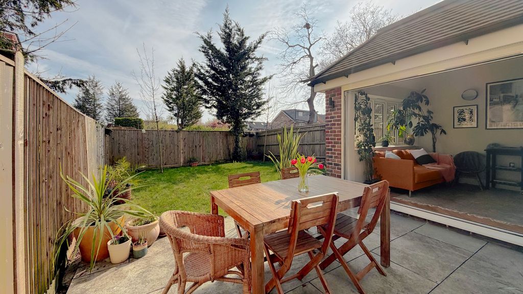 Property photo 3 of 29