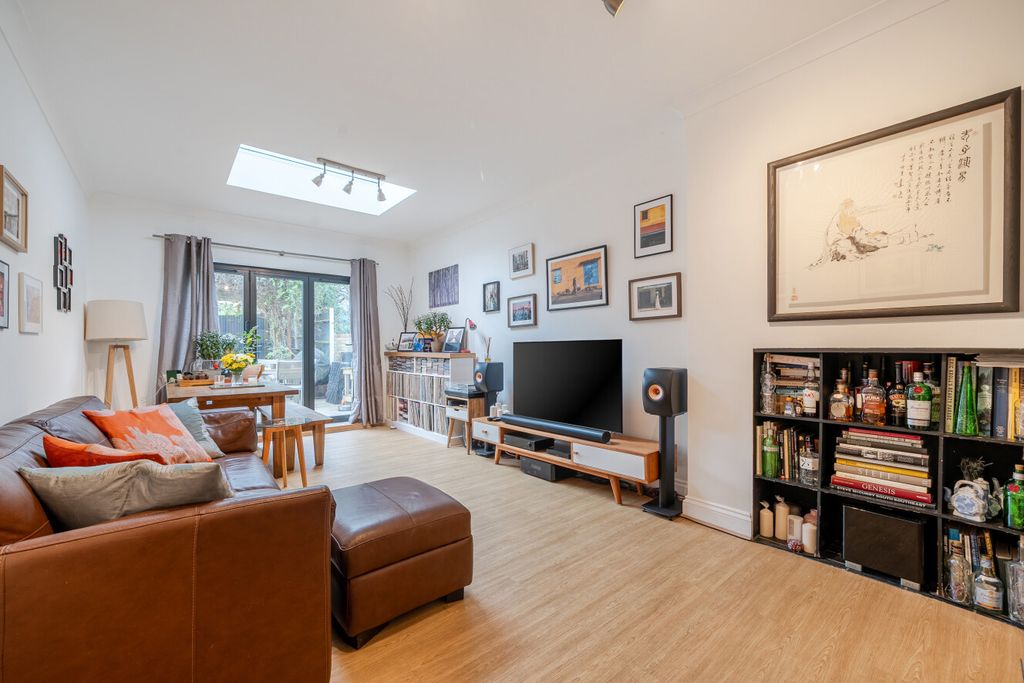 Property photo 2 of 16 1425308-4-69B2B90...