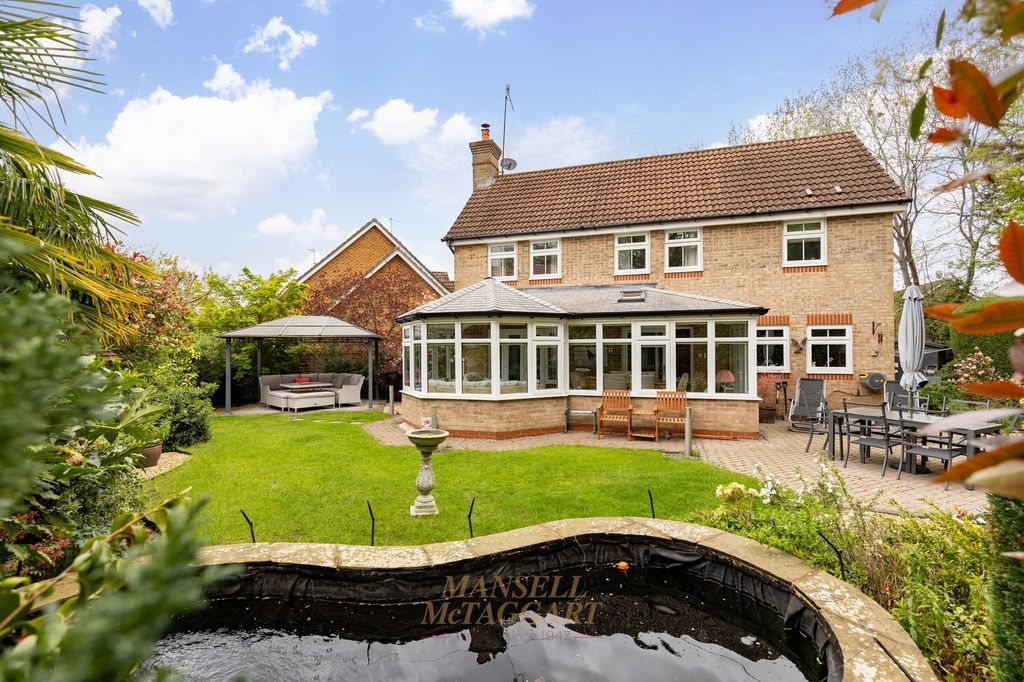 Property photo 3 of 34