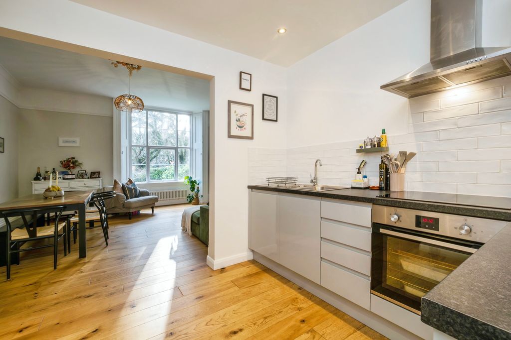 Property photo 3 of 17 Kitchen/Diner