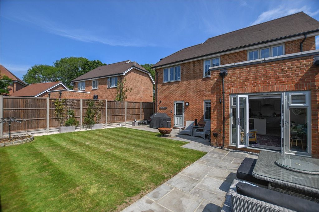 Property photo 3 of 14 Picture No. 26