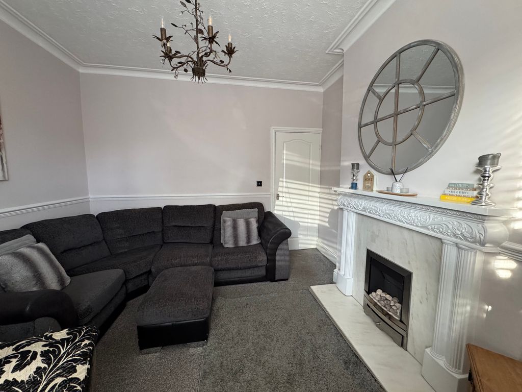 Property photo 3 of 17 Img_4573