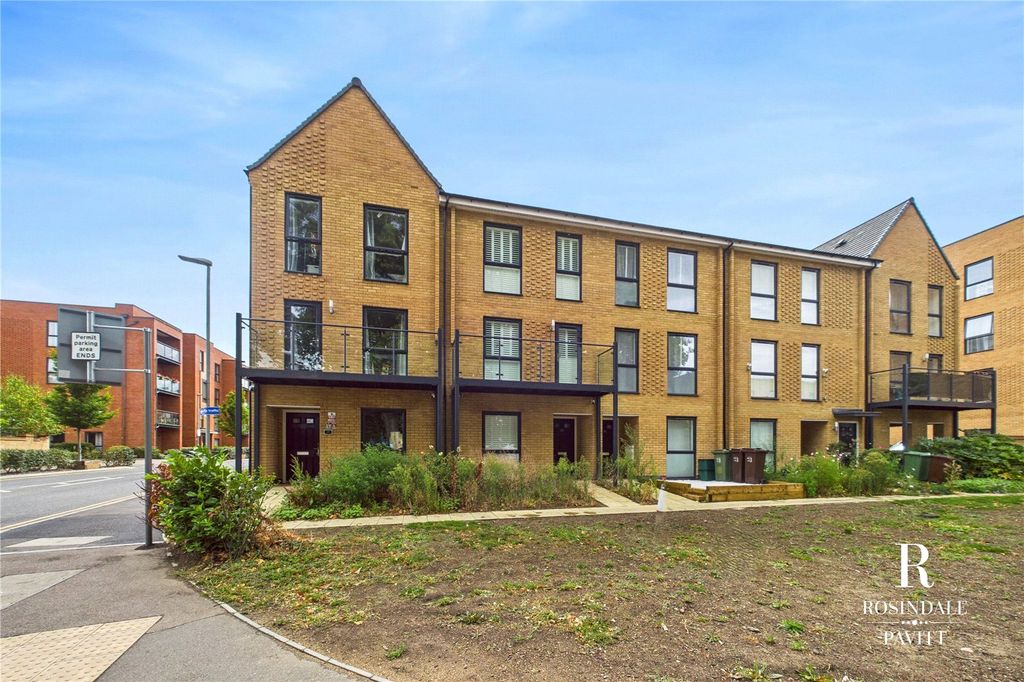 Property photo 1 of 31 The Front