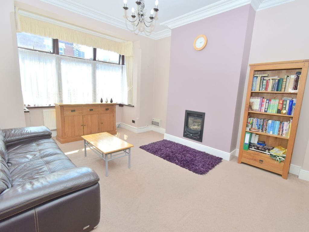 Property photo 3 of 18