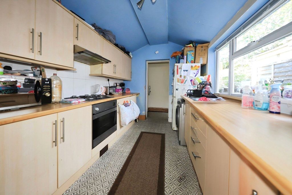 Property photo 3 of 13 Picture No. 23