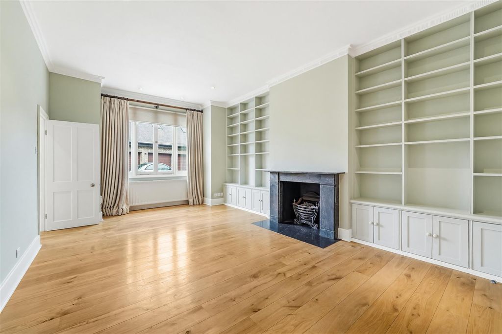 Property photo 2 of 30 The Green (16Of40)-1.Jpg