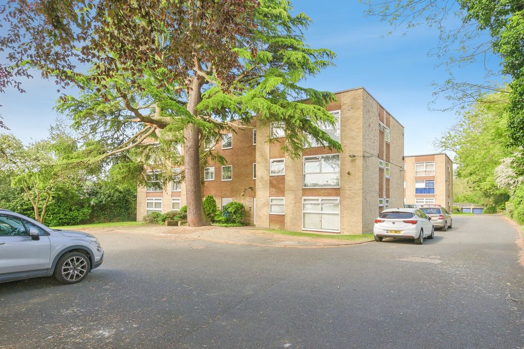 Property photo 1 of 15