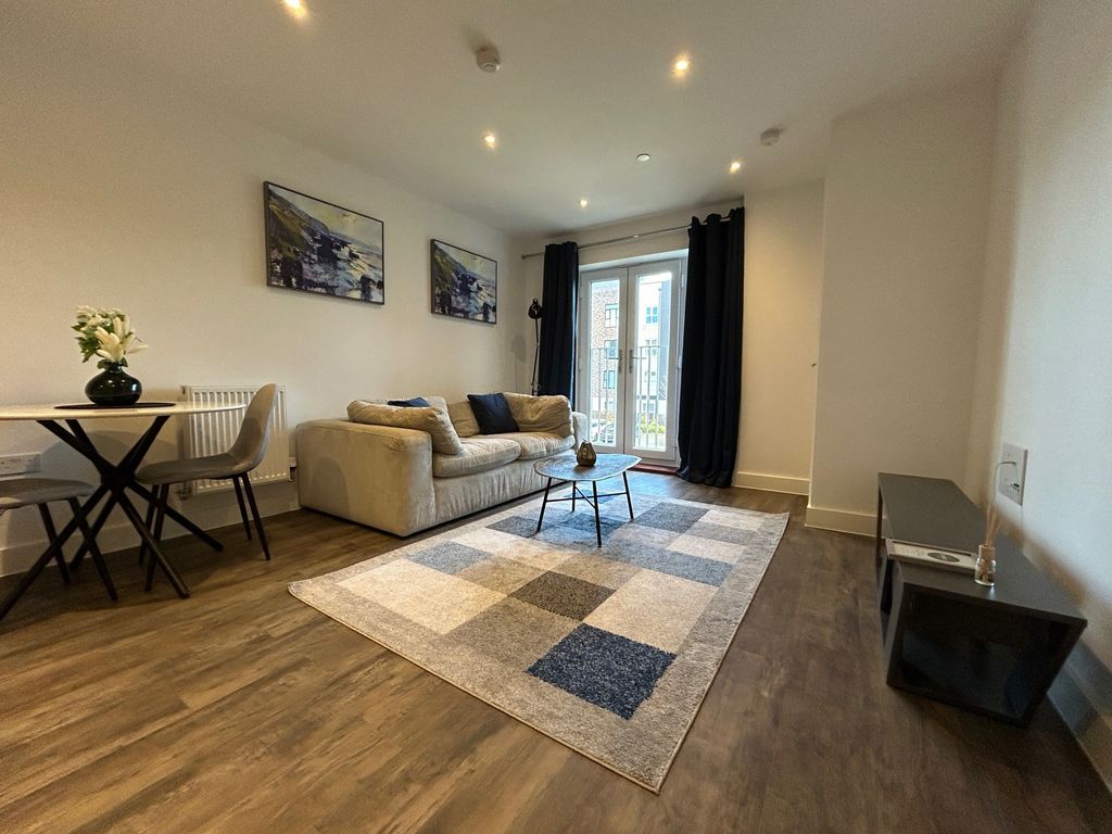 Property photo 1 of 5