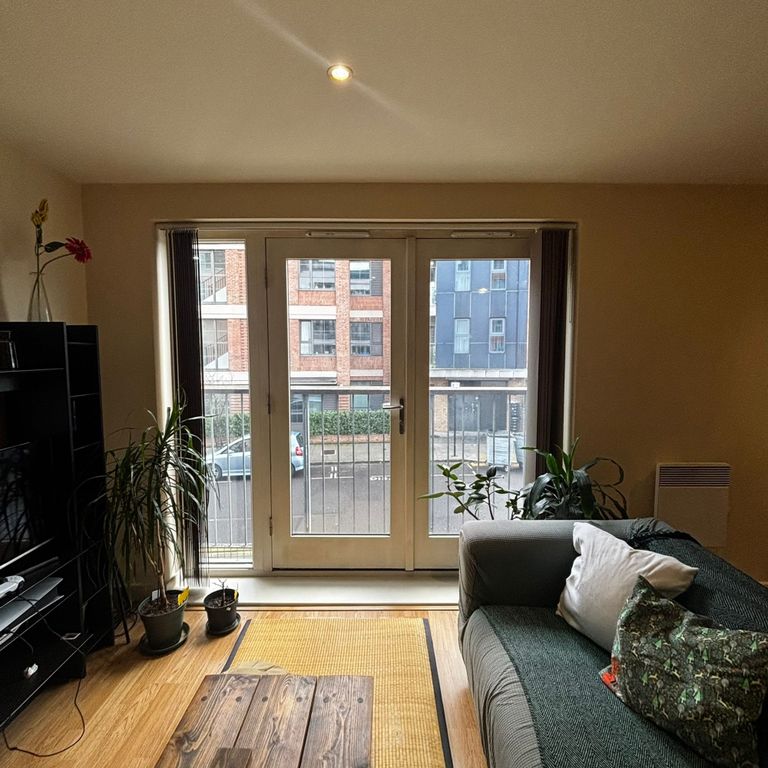 Property photo 2 of 11