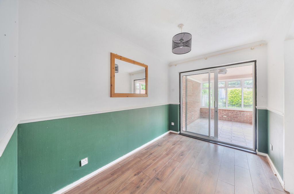 Property photo 3 of 11 1-6A2716Df09cc7-1...