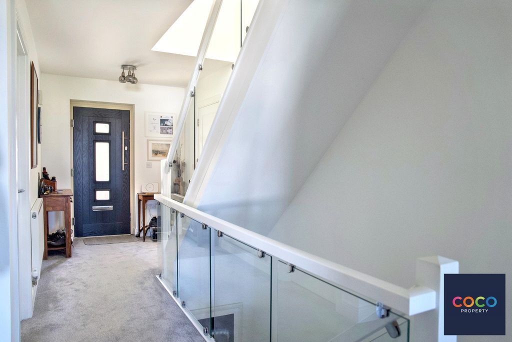 Property photo 3 of 17 5445754