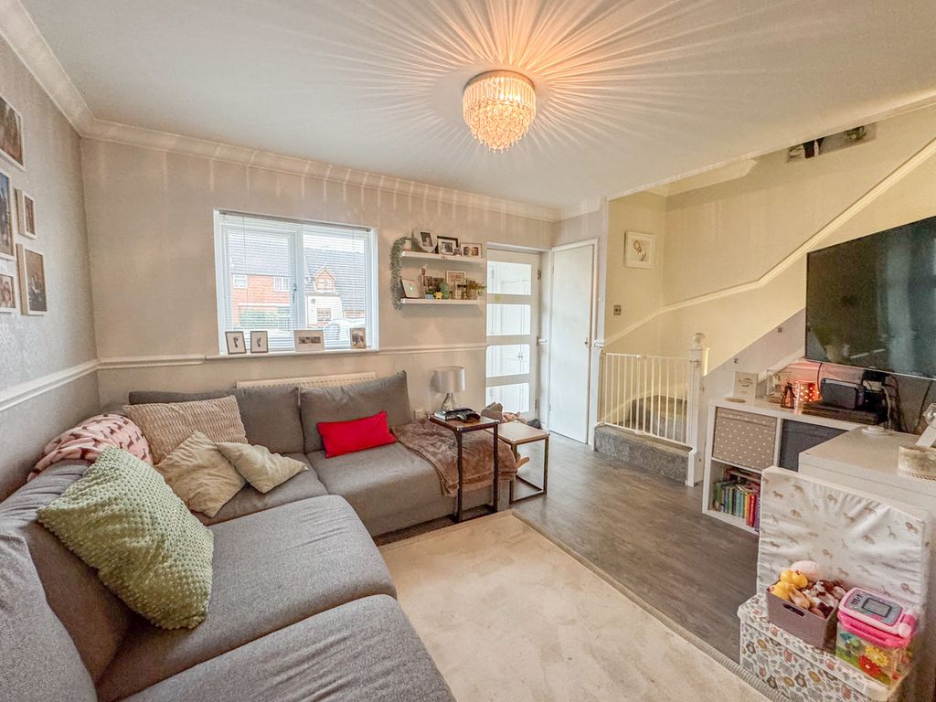 Property photo 3 of 12