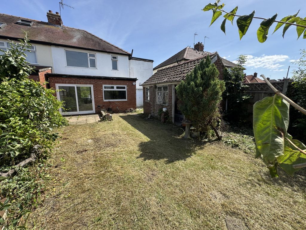 Property photo 3 of 28