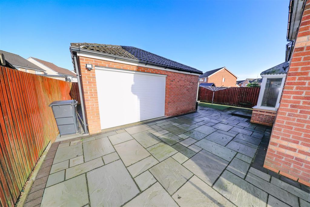 Property photo 2 of 21 B