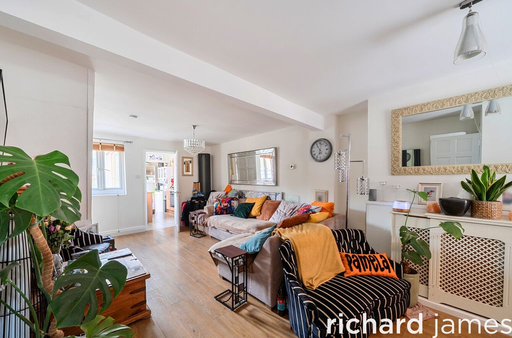 Property photo 3 of 13 77Ca88294E884A6Fa24F213c57233E05