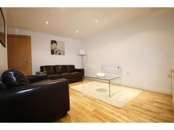 Property photo 2 of 5