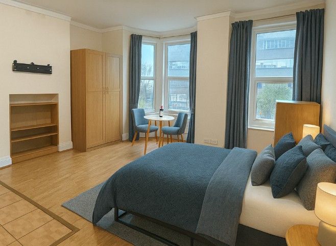 Property photo 1 of 6