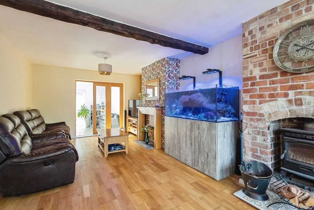 Property photo 3 of 24 Pbox-Img.Jpg