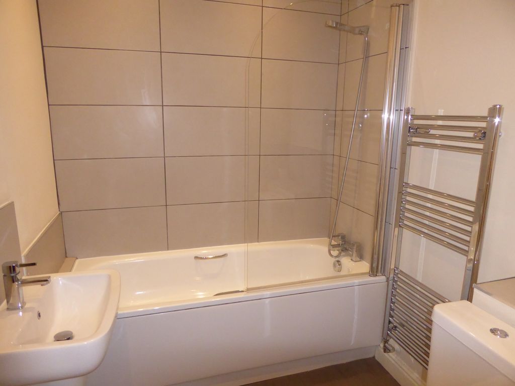 Property photo 3 of 10 Bathroom With Bath &amp; Shower
