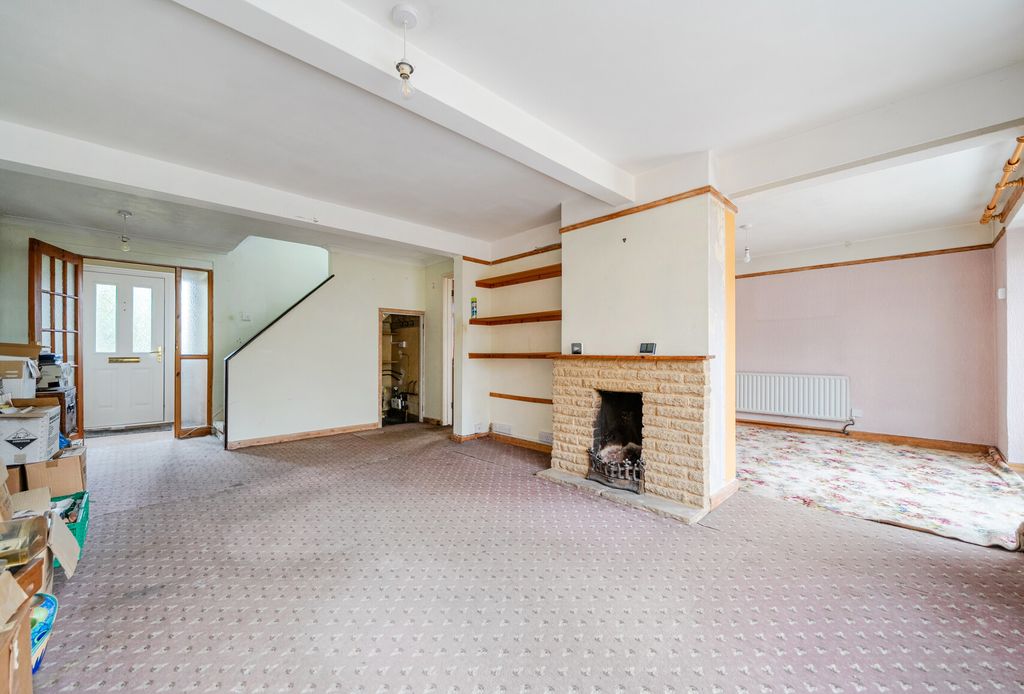 Property photo 2 of 16 1421381-11-69B7dc...