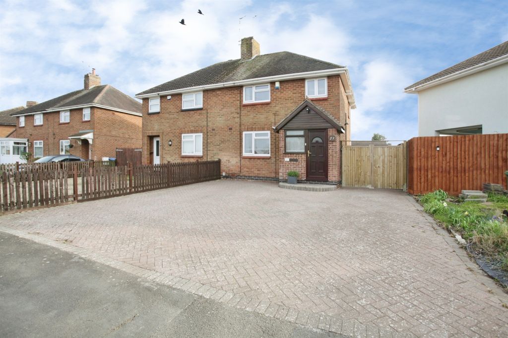 Property photo 2 of 20