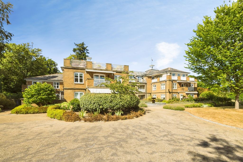 Property photo 1 of 18