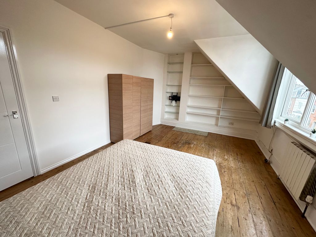 Property photo 3 of 16 Room A