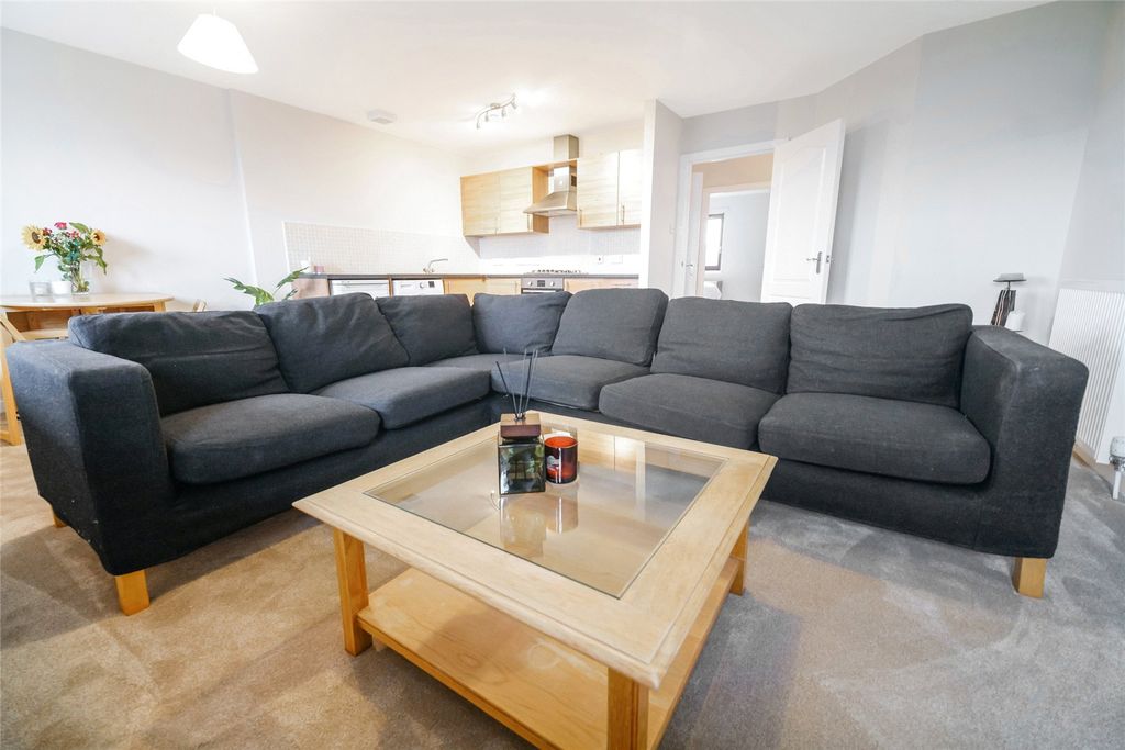 Property photo 2 of 17 2