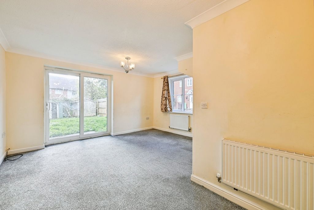 Property photo 3 of 16 Pbox-Img.Jpg