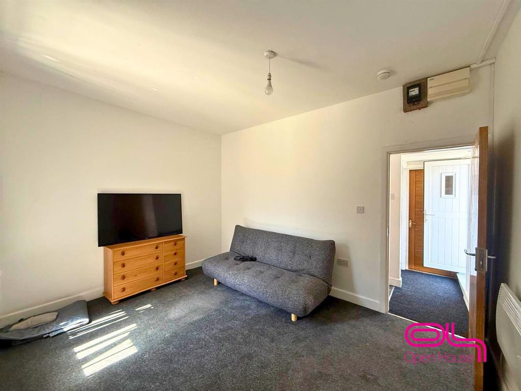 Property photo 2 of 4 Untitled Design - 2026-07-14T172327.973.Png