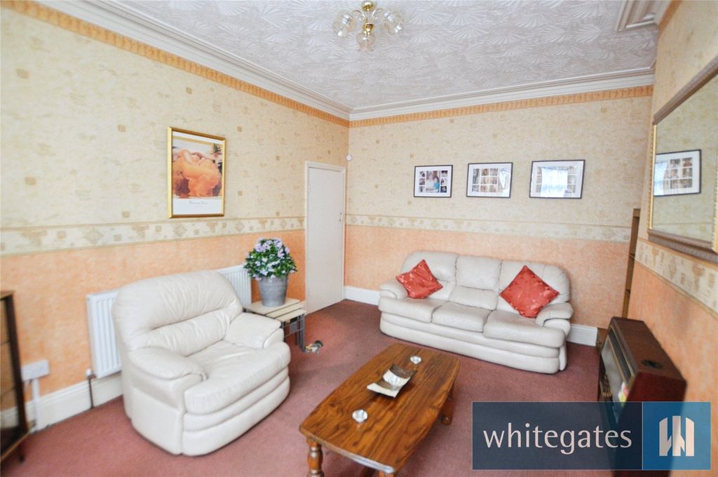 Property photo 2 of 25 Picture No. 08