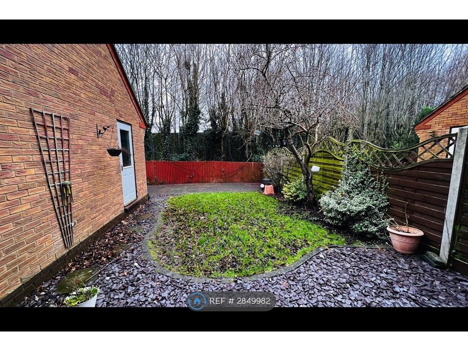 Property photo 1 of 9 Garden