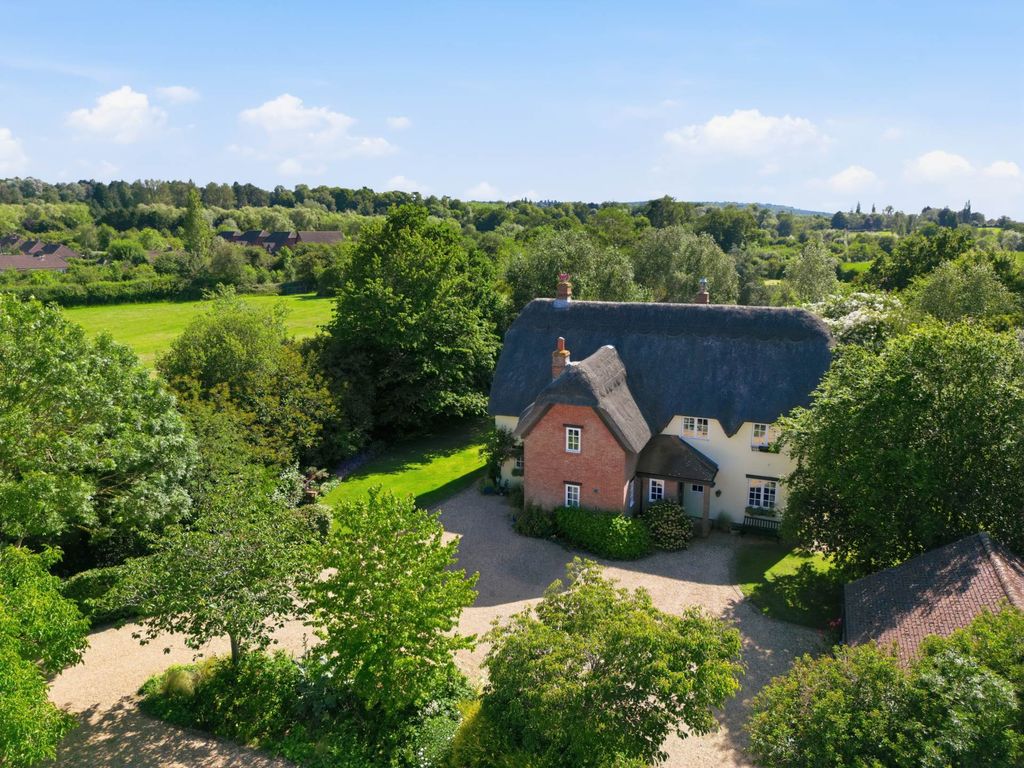 Property photo 1 of 32