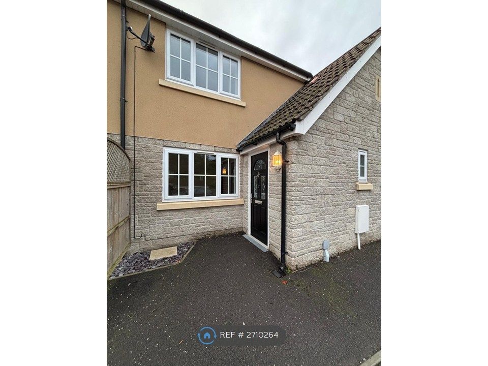 Property photo 2 of 18 Front Of 2 Gorge View Terrace