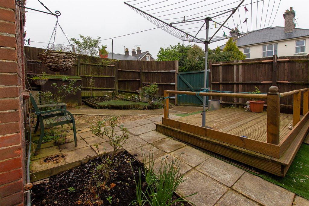 Property photo 3 of 11 Summit Cottage - Garden.Jpg