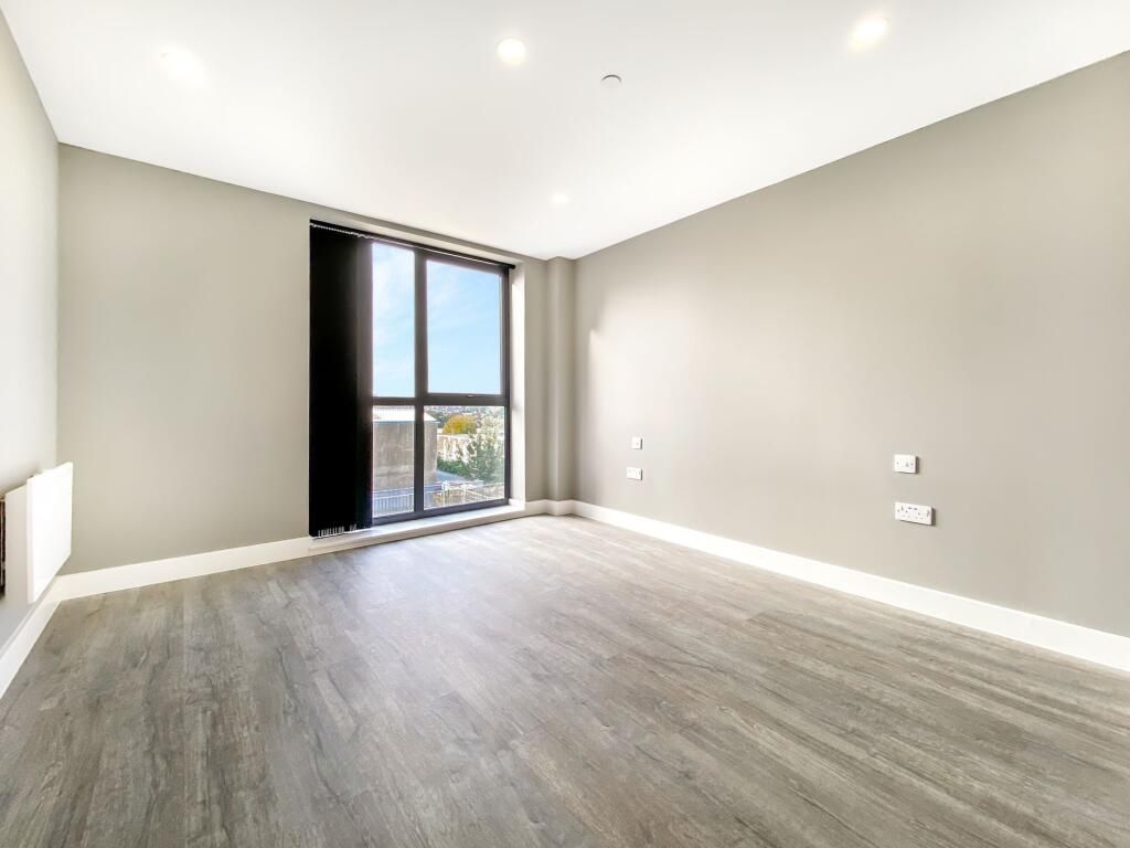 Property photo 3 of 5 25Ecb3061F6929Aeb28B32dc8912B162