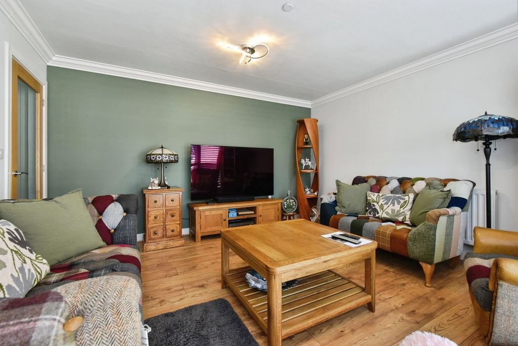 Property photo 2 of 20 Pbox-Img.Jpg