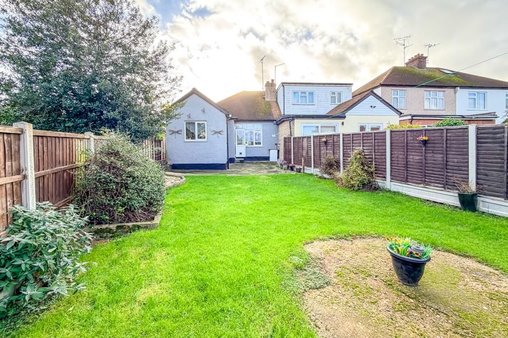 Property photo 3 of 16 Garden