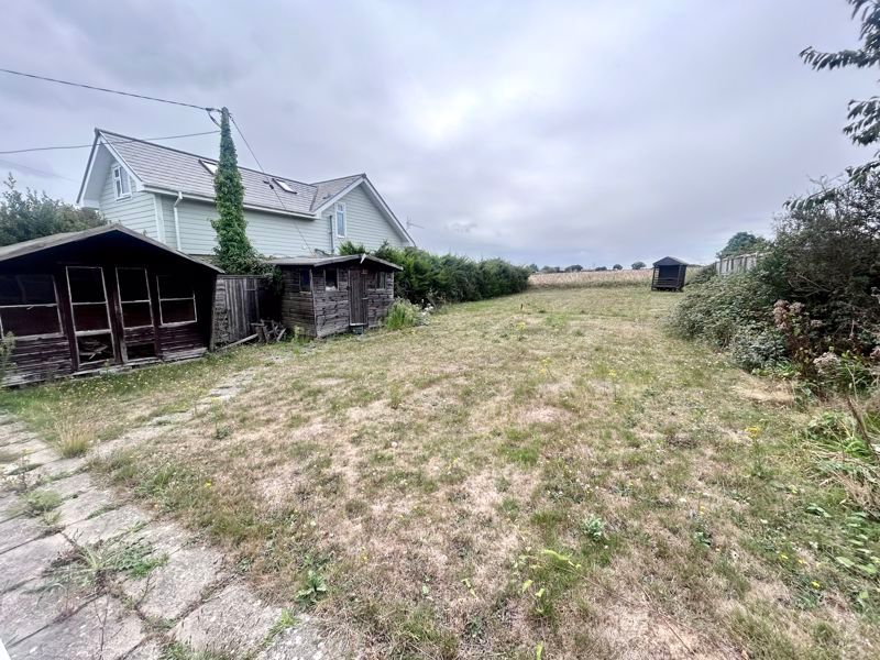 Property photo 2 of 12 Photo 11