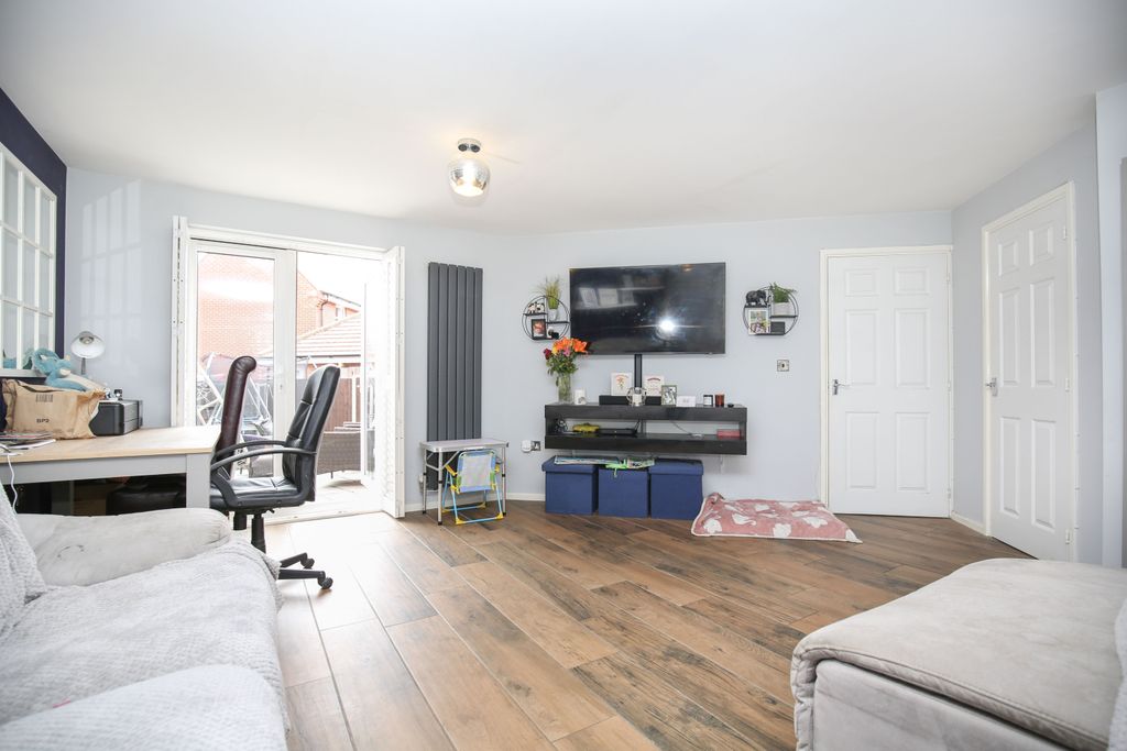 Property photo 2 of 17 Mw-8910