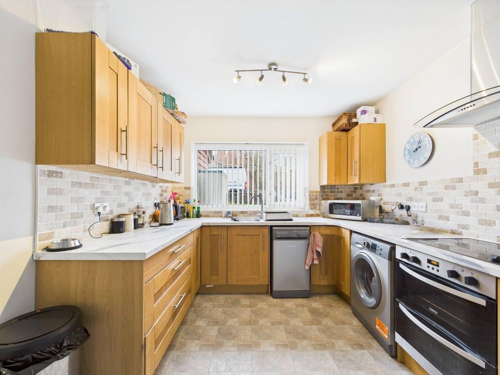 Property photo 3 of 21 Cam01576G0-Pr0335-Still003.Jpg