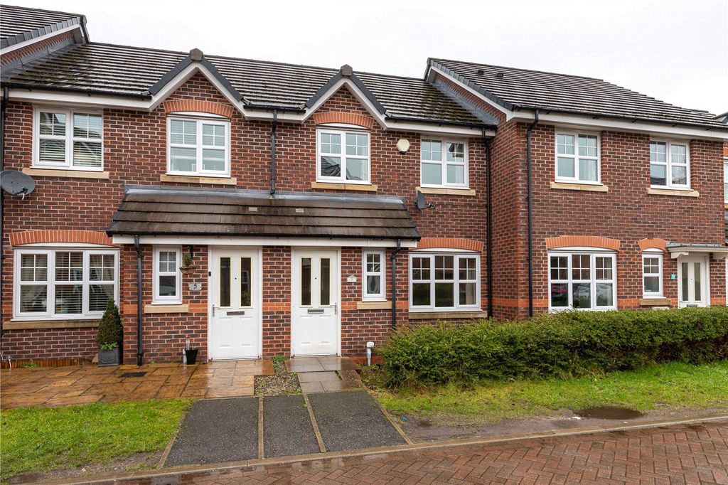 Property photo 1 of 11 Front View