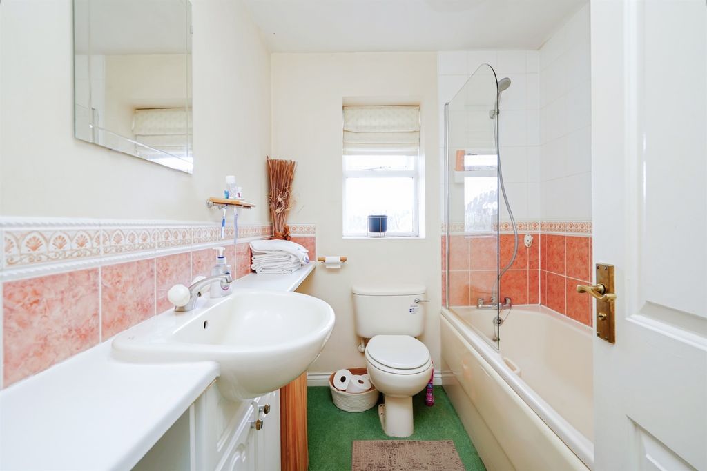 Additional image 19 of 5 bed detached house for saleCranesbill Drive, Bicester OX26