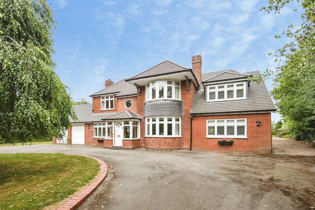 Property photo 1 of 26