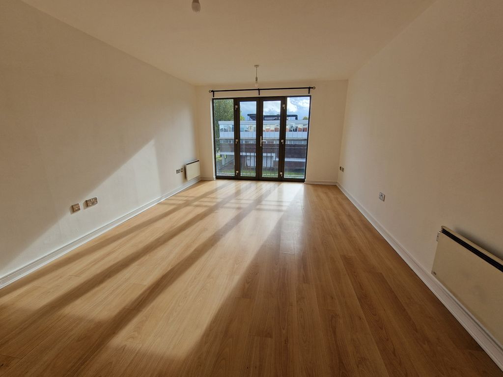 Property photo 3 of 8
