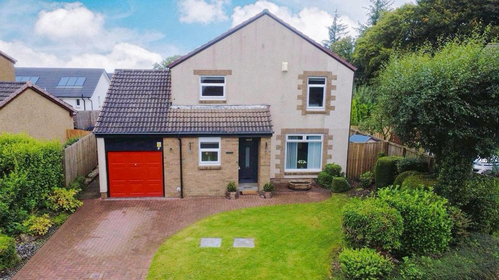 Property photo 1 of 27