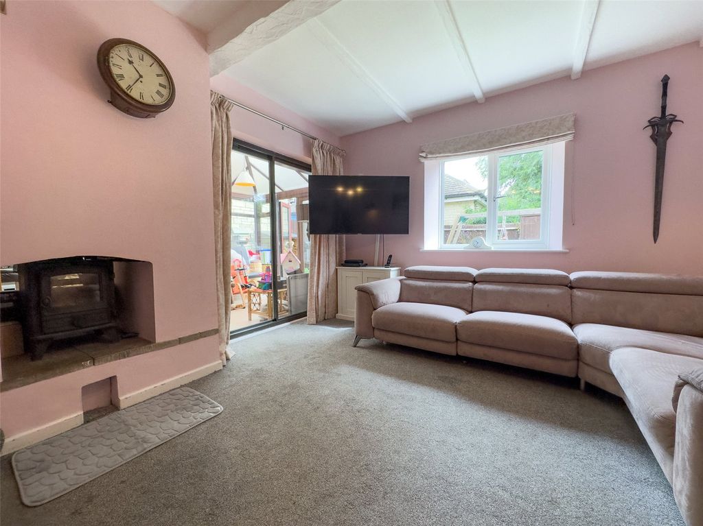 Property photo 3 of 20 Living Room